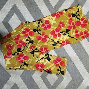 Lularoe leggings